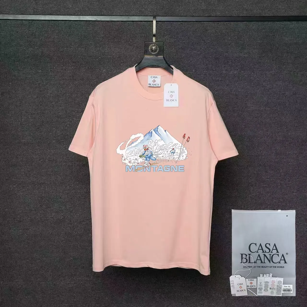 26ss CASABLANCA original printing process short-sleeved T-shirt original development using high-density double yarn pure cotton fabric upper body soft and comfortable color Black White Dark Green color Orange Pink Blue Royal Blue color cigarette powder 8 colors Sizes S M L XL